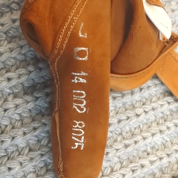 Hestra Caramel Leather Gloves - Picture 4 of 4